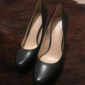 Nine West pumps